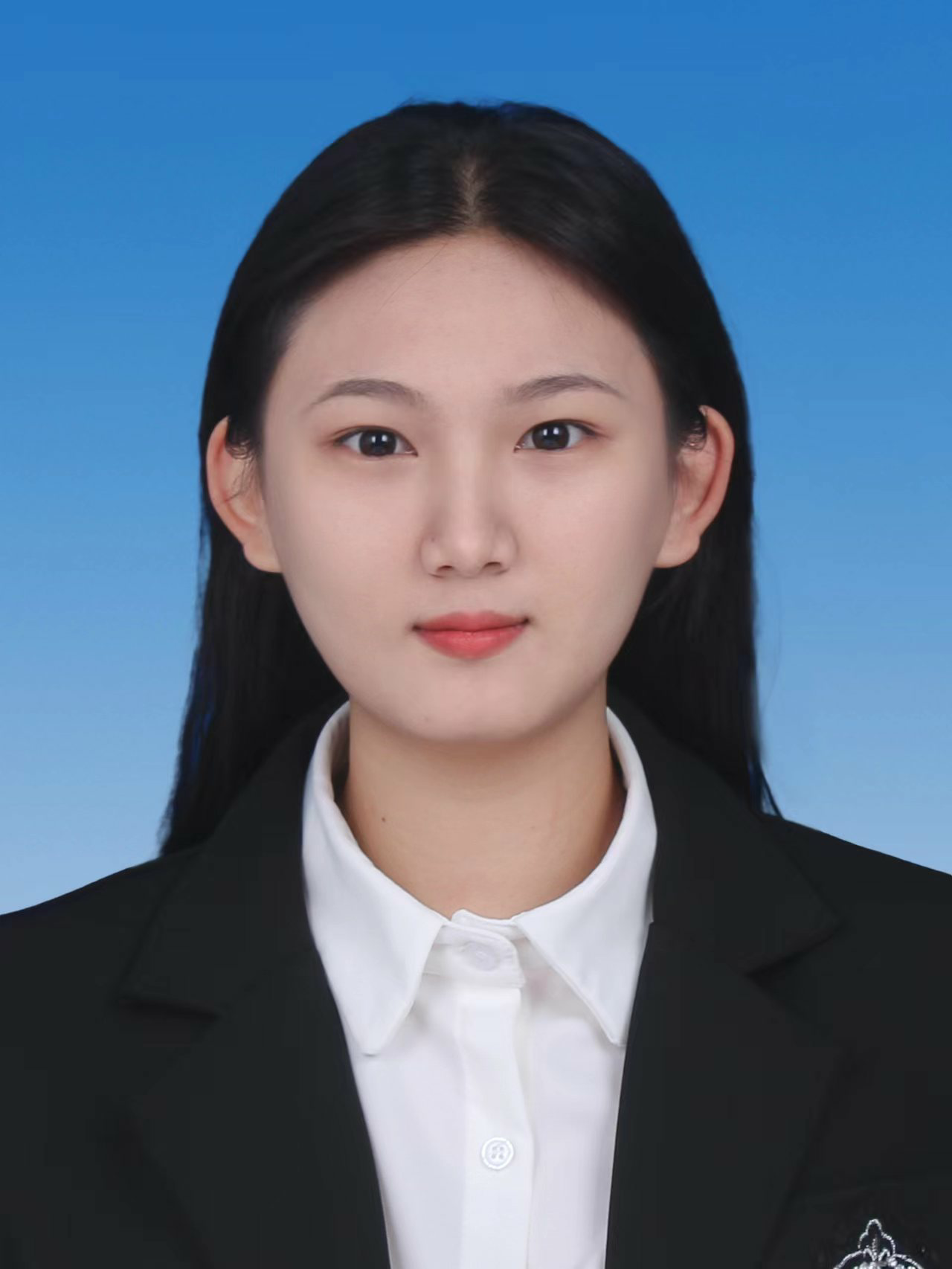 吕月琳